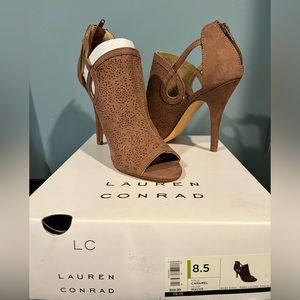 Lauren Conrad heels in Mauve